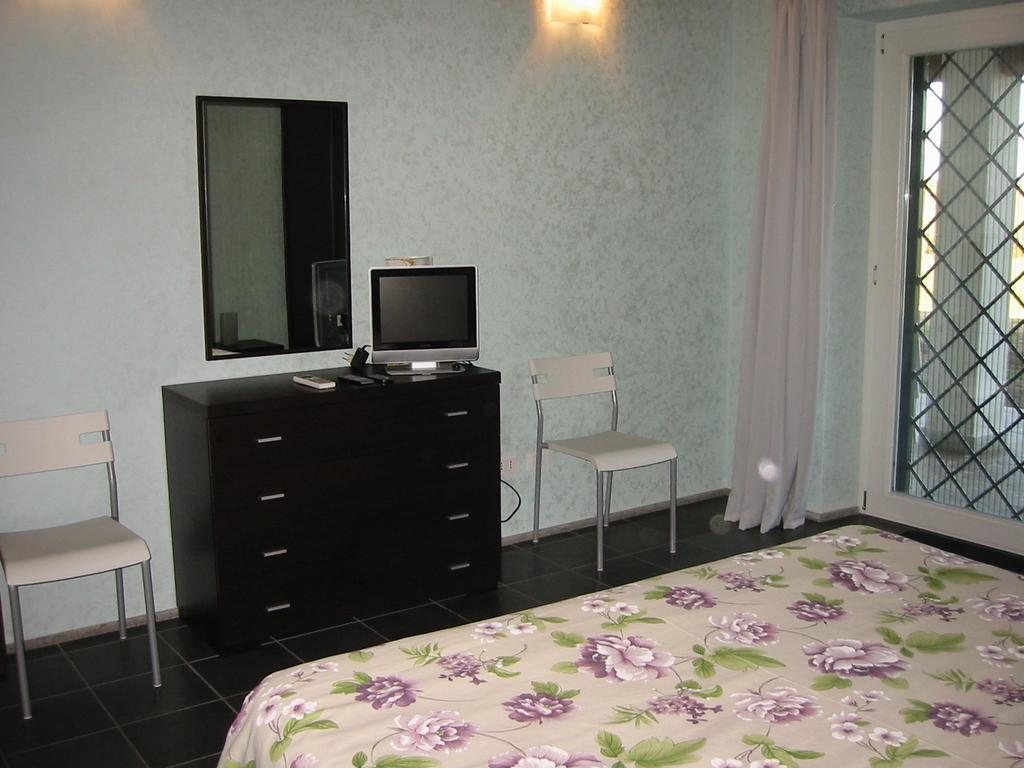 Casa Vacanze Vigna Di Valle Bracciano  Room photo